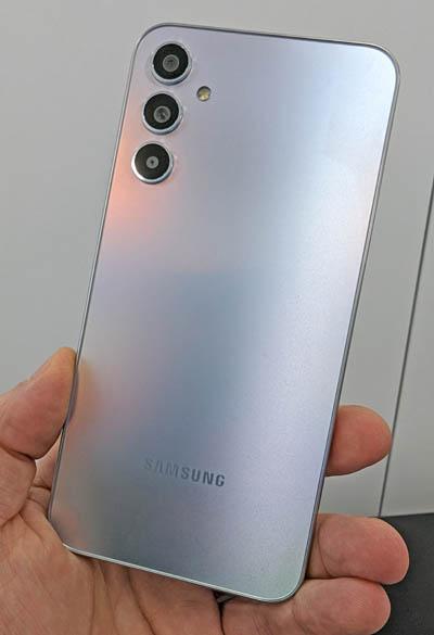 تصميم Samsung Galaxy A34 - بلوكوين
